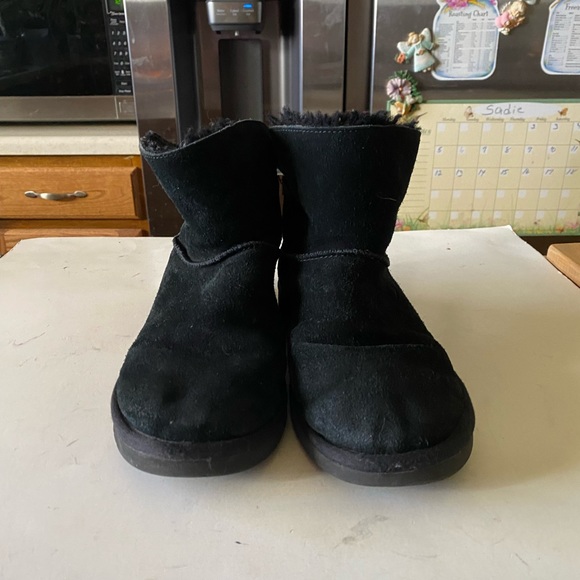 UGG Koolaburra Black Leather Sheepskin Lining Mid Calf Boots - Picture 1 of 7